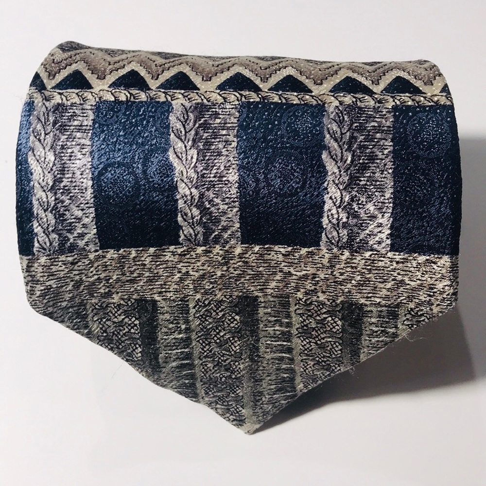Alexander Lloyd XL 100% Silk Men’s Neck Tie
